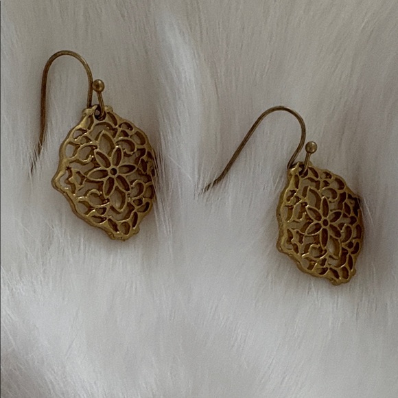 Gold Filigree Earrings - Picture 3 of 3